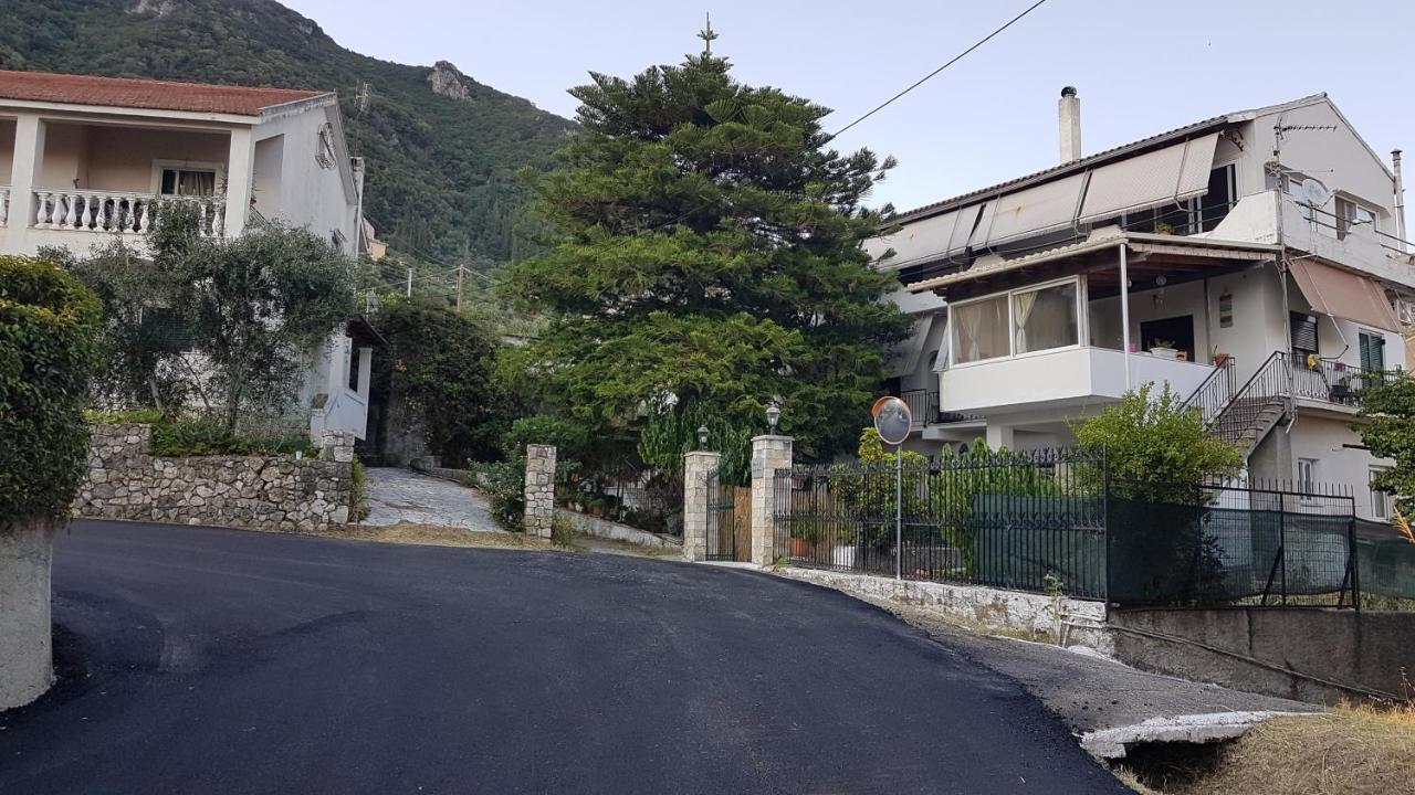 Olga'S Cozy Nest , Apartment In Ano Korakiana. Áno Korakiána Exterior foto